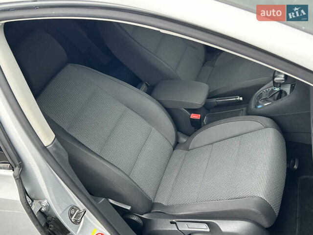 Сірий Фольксваген Гольф, об'ємом двигуна 1.4 л та пробігом 232 тис. км за 8199 $, фото 16 на Automoto.ua