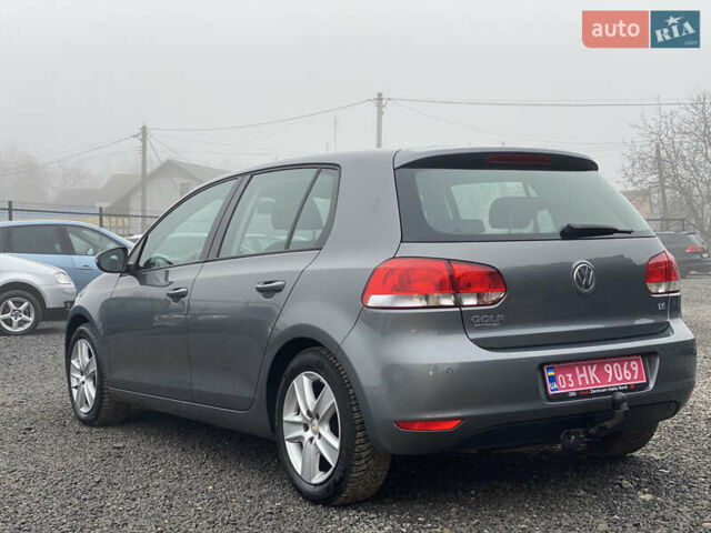 Серый Фольксваген Гольф, объемом двигателя 1.6 л и пробегом 213 тыс. км за 7950 $, фото 7 на Automoto.ua