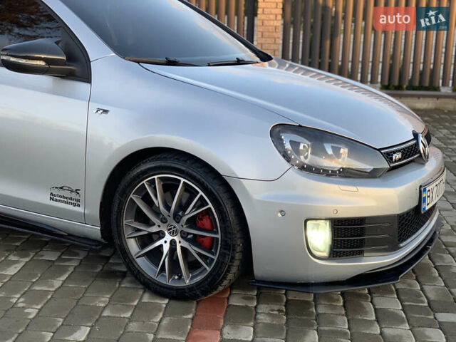 Серый Фольксваген Гольф, объемом двигателя 1.39 л и пробегом 242 тыс. км за 9999 $, фото 7 на Automoto.ua