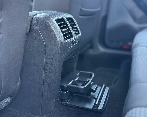 Сірий Фольксваген Гольф, об'ємом двигуна 1.6 л та пробігом 207 тис. км за 7790 $, фото 36 на Automoto.ua