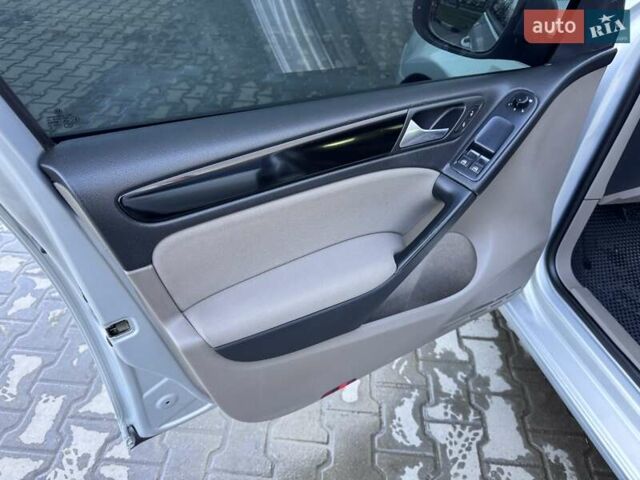 Серый Фольксваген Гольф, объемом двигателя 1.97 л и пробегом 285 тыс. км за 6700 $, фото 8 на Automoto.ua