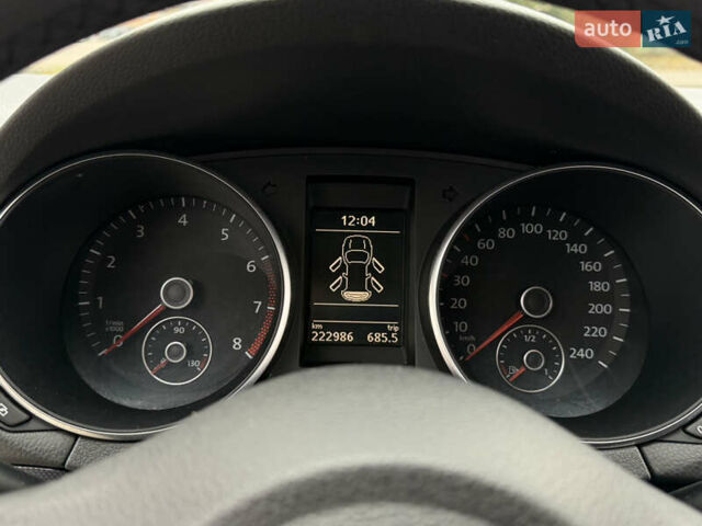 Серый Фольксваген Гольф, объемом двигателя 1.6 л и пробегом 222 тыс. км за 7999 $, фото 41 на Automoto.ua