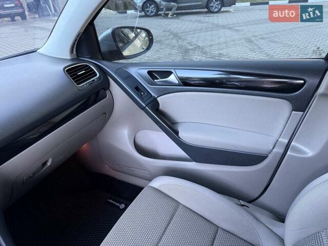 Серый Фольксваген Гольф, объемом двигателя 1.97 л и пробегом 285 тыс. км за 6700 $, фото 30 на Automoto.ua