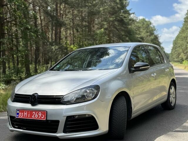 Серый Фольксваген Гольф, объемом двигателя 1.6 л и пробегом 214 тыс. км за 8300 $, фото 2 на Automoto.ua