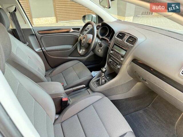 Сірий Фольксваген Гольф, об'ємом двигуна 1.6 л та пробігом 213 тис. км за 7700 $, фото 13 на Automoto.ua