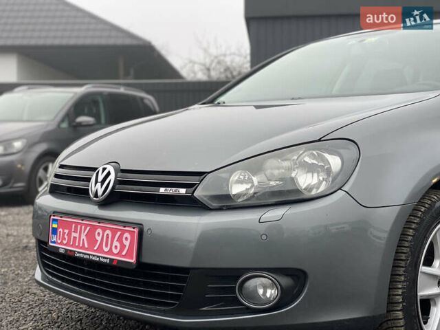 Серый Фольксваген Гольф, объемом двигателя 1.6 л и пробегом 213 тыс. км за 7950 $, фото 3 на Automoto.ua