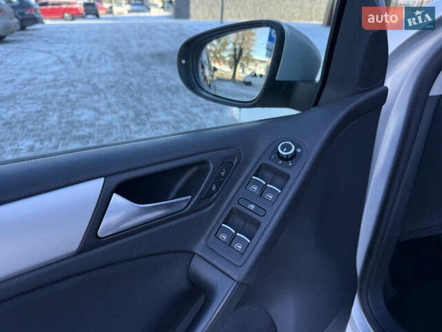 Серый Фольксваген Гольф, объемом двигателя 1.39 л и пробегом 212 тыс. км за 7900 $, фото 42 на Automoto.ua