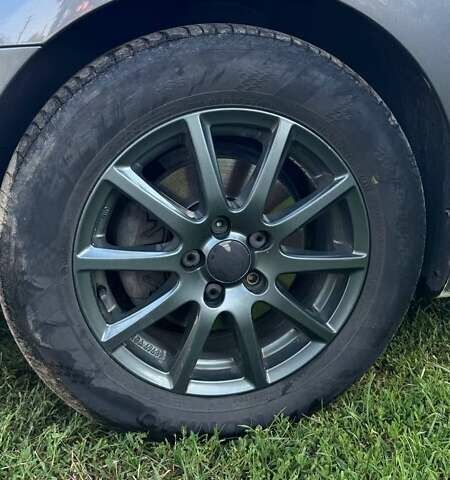 Серый Фольксваген Гольф, объемом двигателя 1.39 л и пробегом 185 тыс. км за 8500 $, фото 15 на Automoto.ua