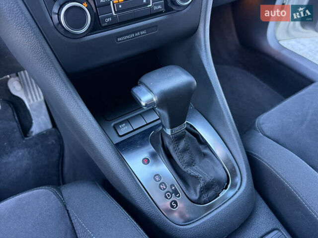 Серый Фольксваген Гольф, объемом двигателя 1.39 л и пробегом 212 тыс. км за 7900 $, фото 51 на Automoto.ua