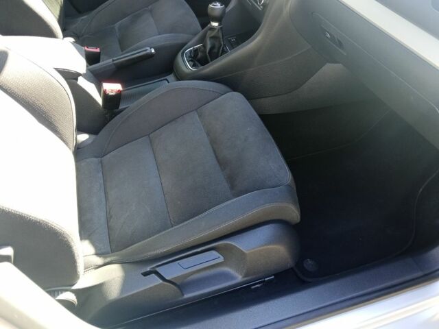 Фольксваген Гольф 2009 у Луцьку на Automoto.ua Сірий Фольксваген Гольф, об'ємом двигуна 1.4 л та пробігом 234 тис. км за 6800 $, фото 11 на Automoto.ua