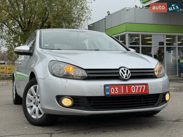 Серый Фольксваген Гольф, объемом двигателя 1.6 л и пробегом 222 тыс. км за 7999 $, фото 6 на Automoto.ua