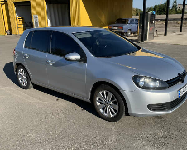 Фольксваген Гольф 2009 в Бобринце на Automoto.ua Серый Фольксваген Гольф, объемом двигателя 1.4 л и пробегом 299 тыс. км за 7500 $, фото 2 на Automoto.ua