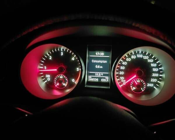 Сірий Фольксваген Гольф, об'ємом двигуна 1.97 л та пробігом 266 тис. км за 7100 $, фото 4 на Automoto.ua