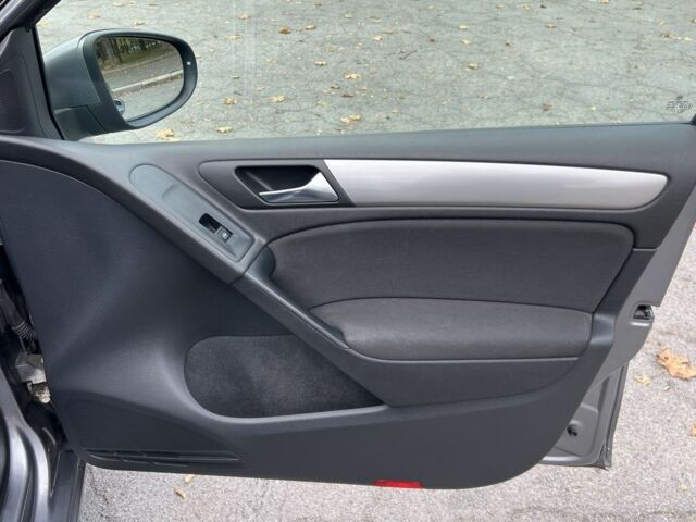 Серый Фольксваген Гольф, объемом двигателя 0 л и пробегом 225 тыс. км за 5499 $, фото 5 на Automoto.ua