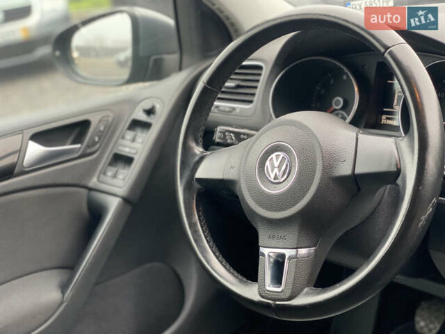 Серый Фольксваген Гольф, объемом двигателя 1.6 л и пробегом 213 тыс. км за 7950 $, фото 22 на Automoto.ua