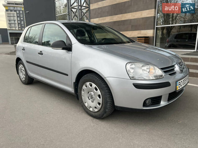 Серый Фольксваген Гольф, объемом двигателя 1.6 л и пробегом 98 тыс. км за 8100 $, фото 33 на Automoto.ua
