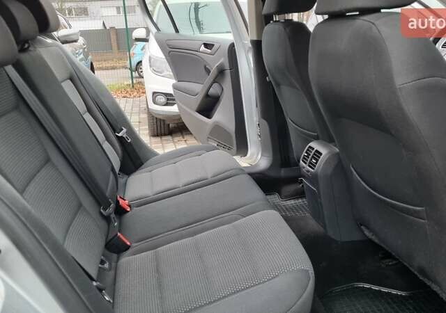 Сірий Фольксваген Гольф, об'ємом двигуна 1.39 л та пробігом 195 тис. км за 7200 $, фото 10 на Automoto.ua