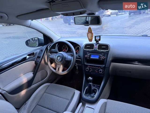 Серый Фольксваген Гольф, объемом двигателя 1.97 л и пробегом 285 тыс. км за 6700 $, фото 7 на Automoto.ua