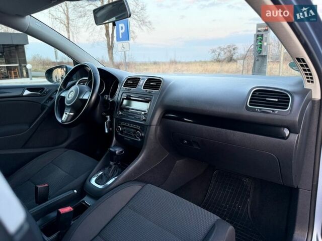 Сірий Фольксваген Гольф, об'ємом двигуна 1.39 л та пробігом 190 тис. км за 7800 $, фото 90 на Automoto.ua
