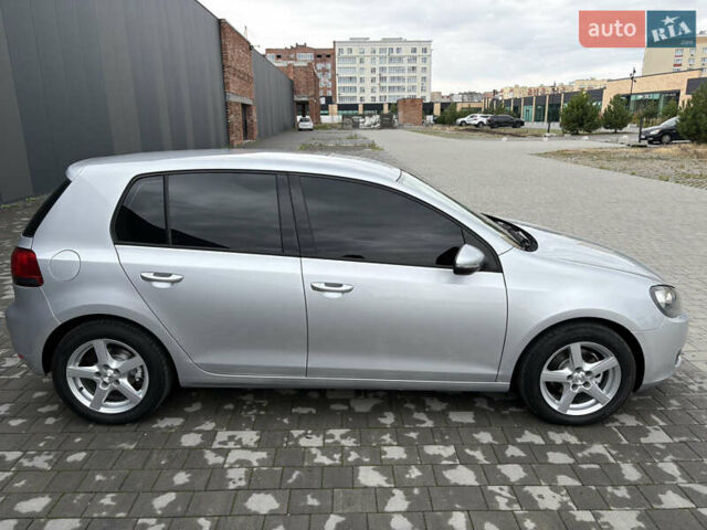 Серый Фольксваген Гольф, объемом двигателя 1.6 л и пробегом 216 тыс. км за 7700 $, фото 6 на Automoto.ua