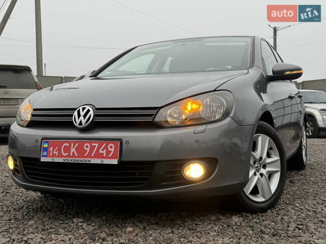 Серый Фольксваген Гольф, объемом двигателя 1.6 л и пробегом 208 тыс. км за 7999 $, фото 4 на Automoto.ua
