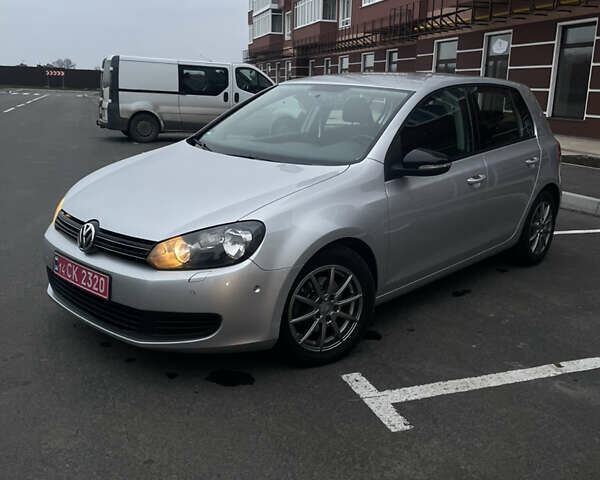 Серый Фольксваген Гольф, объемом двигателя 1.4 л и пробегом 203 тыс. км за 8200 $, фото 16 на Automoto.ua