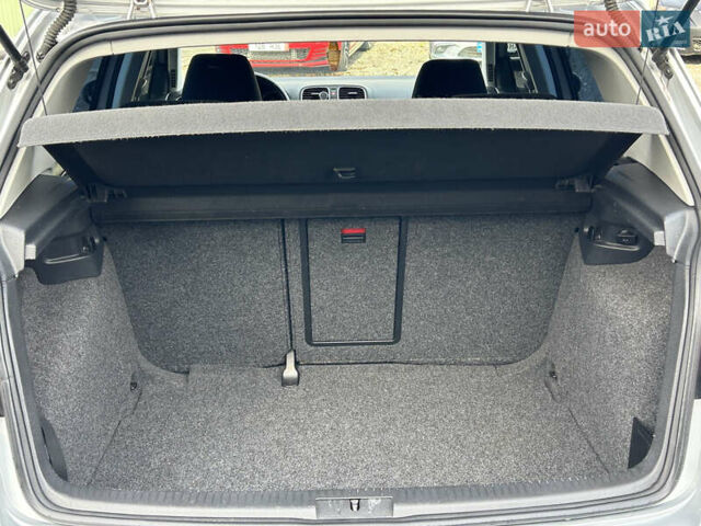 Серый Фольксваген Гольф, объемом двигателя 1.4 л и пробегом 231 тыс. км за 8299 $, фото 20 на Automoto.ua