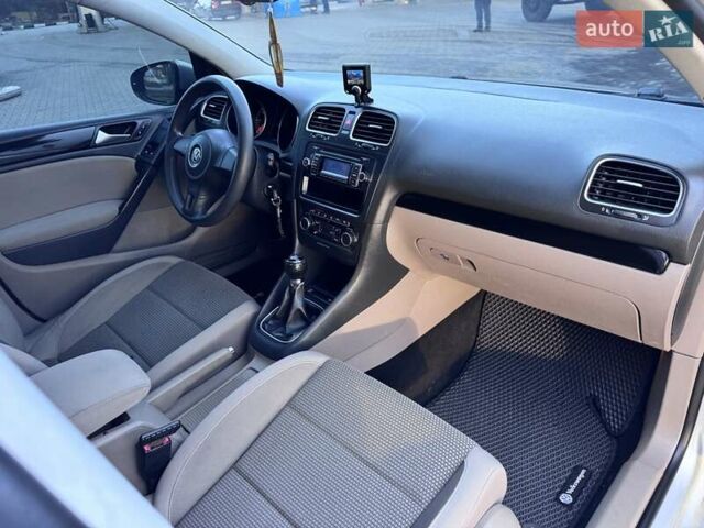 Серый Фольксваген Гольф, объемом двигателя 1.97 л и пробегом 285 тыс. км за 6700 $, фото 35 на Automoto.ua