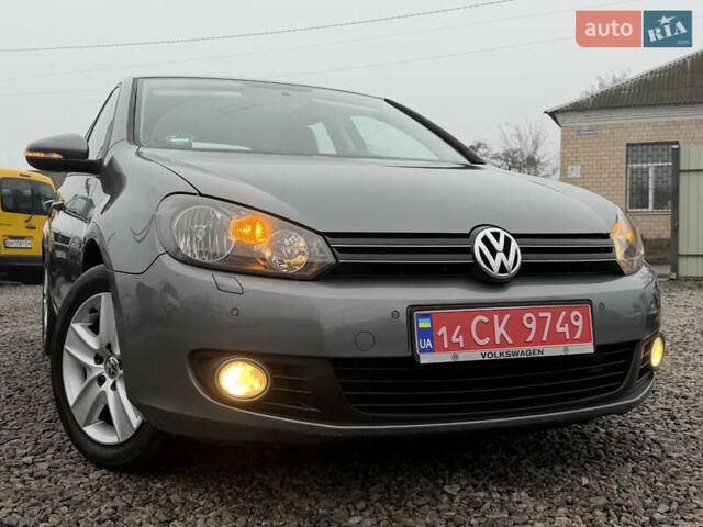 Серый Фольксваген Гольф, объемом двигателя 1.6 л и пробегом 208 тыс. км за 7999 $, фото 6 на Automoto.ua