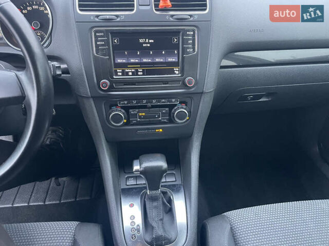 Серый Фольксваген Гольф, объемом двигателя 1.39 л и пробегом 246 тыс. км за 7950 $, фото 15 на Automoto.ua