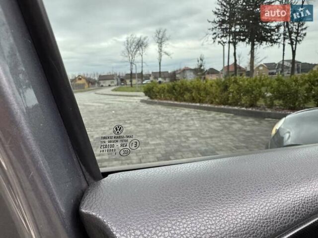 Серый Фольксваген Гольф, объемом двигателя 1.39 л и пробегом 211 тыс. км за 7650 $, фото 53 на Automoto.ua