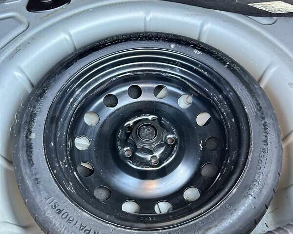 Серый Фольксваген Гольф, объемом двигателя 1.39 л и пробегом 191 тыс. км за 8000 $, фото 11 на Automoto.ua