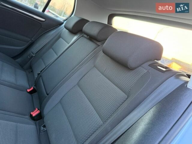 Сірий Фольксваген Гольф, об'ємом двигуна 1.39 л та пробігом 190 тис. км за 7800 $, фото 70 на Automoto.ua