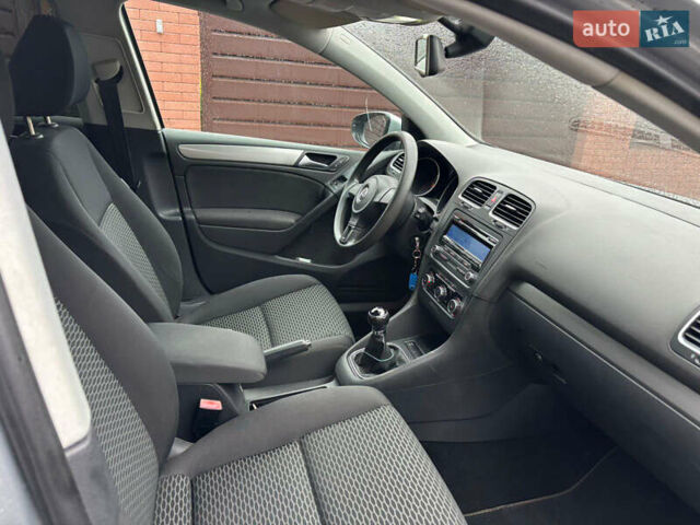 Сірий Фольксваген Гольф, об'ємом двигуна 1.6 л та пробігом 230 тис. км за 6700 $, фото 9 на Automoto.ua