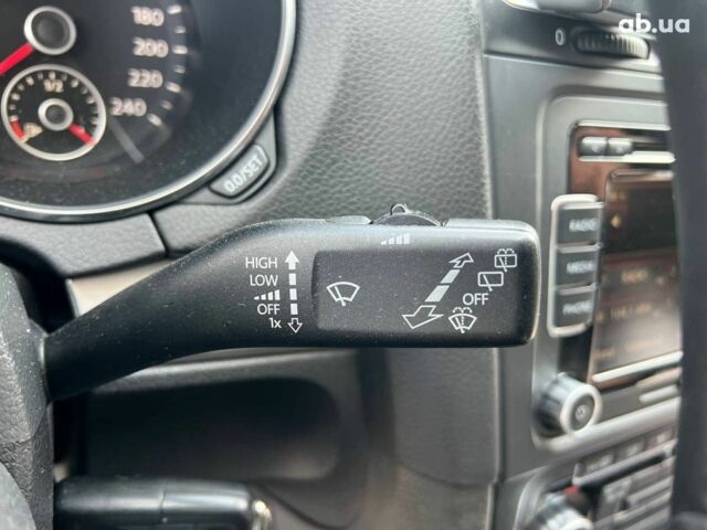 Сірий Фольксваген Гольф, об'ємом двигуна 1.6 л та пробігом 262 тис. км за 8440 $, фото 22 на Automoto.ua