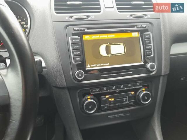 Серый Фольксваген Гольф, объемом двигателя 1.4 л и пробегом 180 тыс. км за 8600 $, фото 4 на Automoto.ua