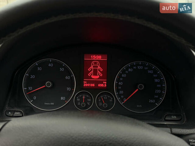 Серый Фольксваген Гольф, объемом двигателя 1.4 л и пробегом 204 тыс. км за 6350 $, фото 36 на Automoto.ua