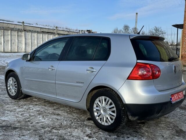 Серый Фольксваген Гольф, объемом двигателя 1.6 л и пробегом 226 тыс. км за 6800 $, фото 4 на Automoto.ua