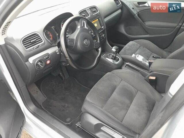 Серый Фольксваген Гольф, объемом двигателя 1.4 л и пробегом 180 тыс. км за 8600 $, фото 21 на Automoto.ua
