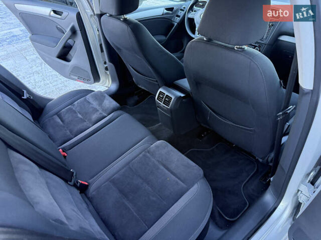 Серый Фольксваген Гольф, объемом двигателя 1.39 л и пробегом 212 тыс. км за 7900 $, фото 36 на Automoto.ua