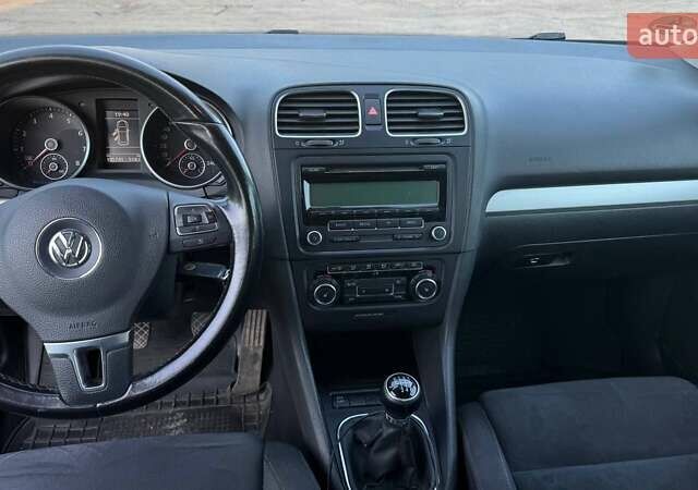 Серый Фольксваген Гольф, объемом двигателя 1.39 л и пробегом 185 тыс. км за 8500 $, фото 8 на Automoto.ua
