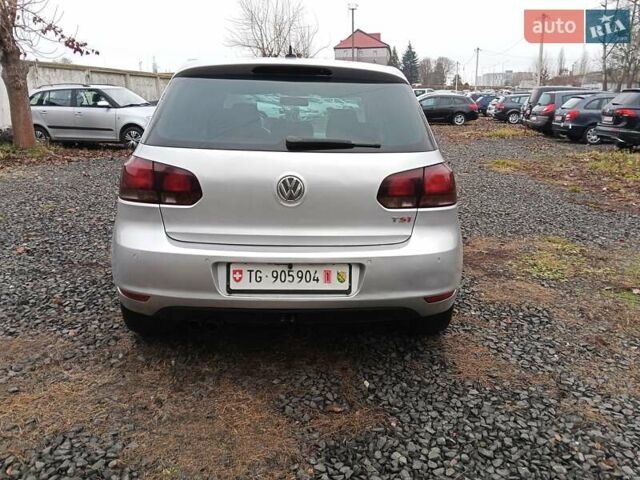 Серый Фольксваген Гольф, объемом двигателя 1.39 л и пробегом 235 тыс. км за 6500 $, фото 4 на Automoto.ua