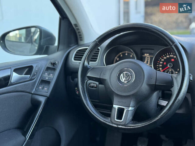 Сірий Фольксваген Гольф, об'ємом двигуна 1.6 л та пробігом 207 тис. км за 7790 $, фото 20 на Automoto.ua
