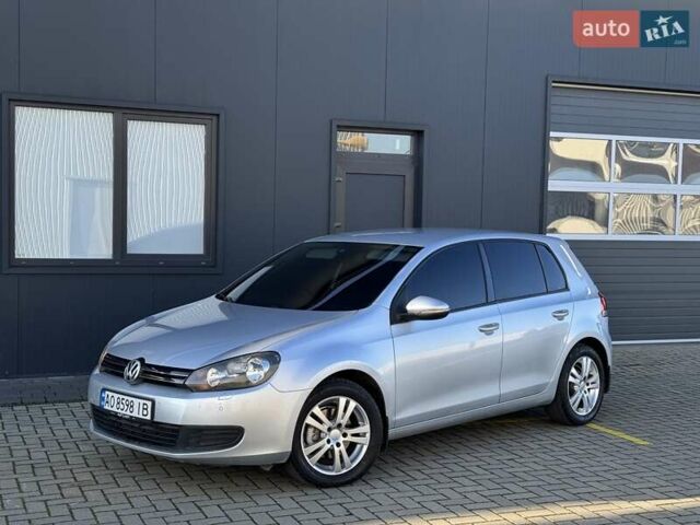 Серый Фольксваген Гольф, объемом двигателя 1.39 л и пробегом 244 тыс. км за 6950 $, фото 1 на Automoto.ua