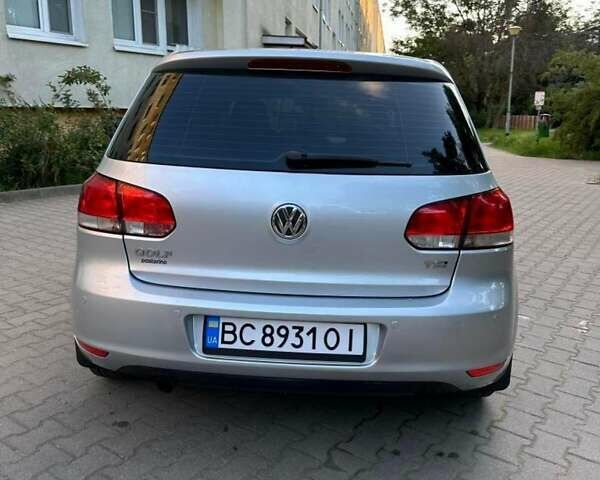 Серый Фольксваген Гольф, объемом двигателя 1.2 л и пробегом 245 тыс. км за 6800 $, фото 3 на Automoto.ua
