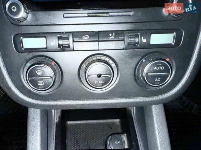 Серый Фольксваген Гольф, объемом двигателя 1.4 л и пробегом 170 тыс. км за 5299 $, фото 4 на Automoto.ua