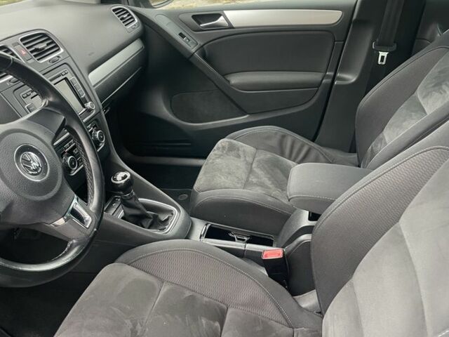 Серый Фольксваген Гольф, объемом двигателя 1.4 л и пробегом 182 тыс. км за 7200 $, фото 5 на Automoto.ua