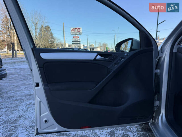 Серый Фольксваген Гольф, объемом двигателя 1.39 л и пробегом 212 тыс. км за 7900 $, фото 41 на Automoto.ua