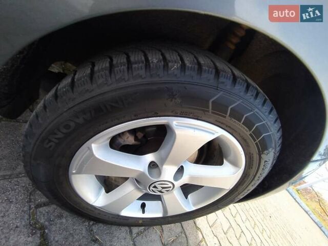 Сірий Фольксваген Гольф, об'ємом двигуна 1.6 л та пробігом 297 тис. км за 7700 $, фото 8 на Automoto.ua