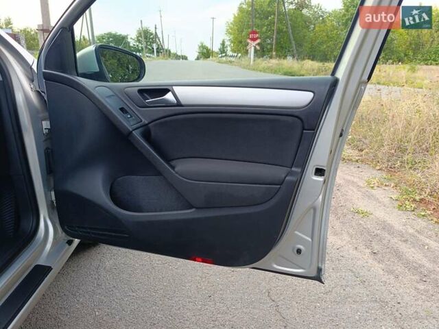 Серый Фольксваген Гольф, объемом двигателя 1.39 л и пробегом 210 тыс. км за 7150 $, фото 30 на Automoto.ua